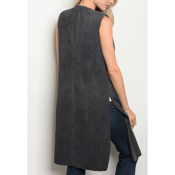 ❤️ Just Arrived Charcoal Vest Last 1! - Picture 3 of 3